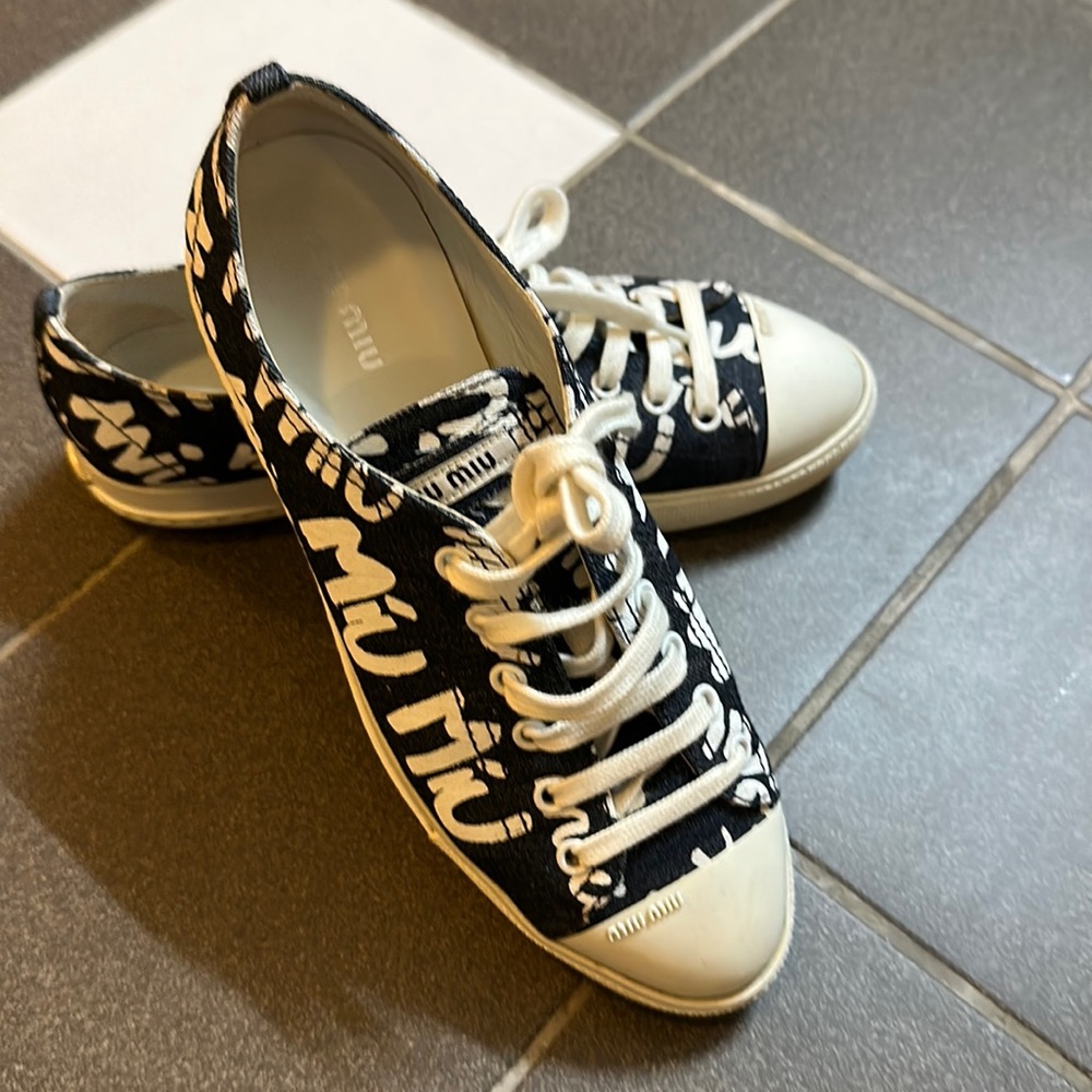 Miu Miu Sneakers, Size 37.5, Condition Inside Lik… - image 1